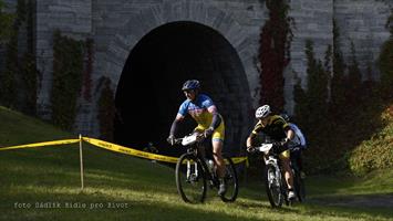 FOTOSTRECKE RADSPORT - DER MTB RACE AM VIADUKT VON JEZERNÍCE 15.10.2016