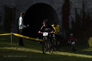 FOTOSTRECKE RADSPORT - DER MTB RACE AM VIADUKT VON JEZERNÍCE 15.10.2016