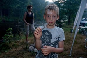 Dřevěné, ohýbané židle Sádlík tým, na restauračních židlích Arol  AL, Šumava, camp Annín II. na Otavě, 2017